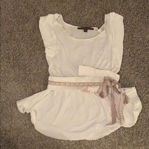 White top with tie in front